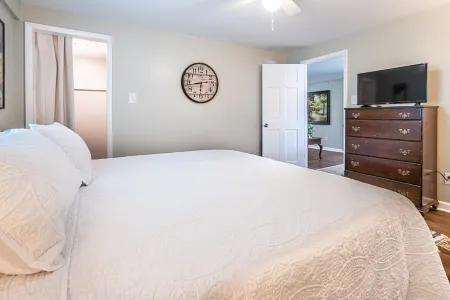 Roomy and comfortable space to relax in privacy.