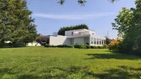 Gião house with private pool and large garden. We accept pets.
