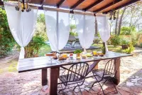 Sea side villa with garden and pool