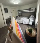 Tyrone Haven Entire 2 Bedroom House near Delgrosso Park