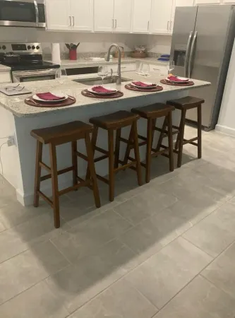 Brand new spacious 4-bedroom house, near Twins/Red Sox Spring training facility.