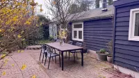 Spacious, luxurious cottage located right on the forest. This is where you come to rest! Hotels in Putten