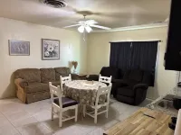 Coxy 2 Bedroom Apartment getaway with AC Hotels in Safford