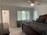 Family Comfort & Hokie Spirit - 1.5 Miles to Campus and Downtown Fun!