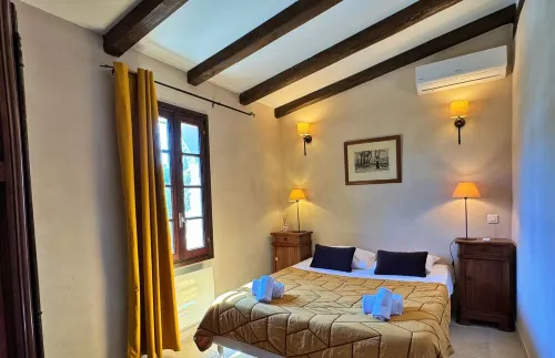 Petite Bergerie Avec Piscine Privée & Climatisation