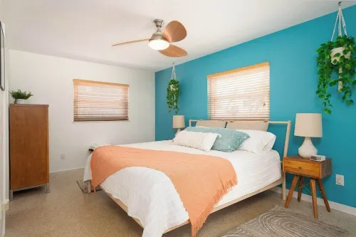 Heated POOL 3 BR House w/ King Suites, Private Backyard NEAR Beaches!