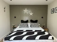 No. 21 Beautiful & Cosy Modern Traditional Cottage Hotel dekat Butt of Lewis Lighthouse