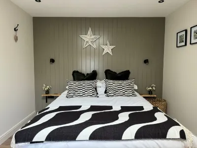 No. 21 Beautiful & Cosy Modern Traditional Cottage Hotel in zona Butt of Lewis Lighthouse