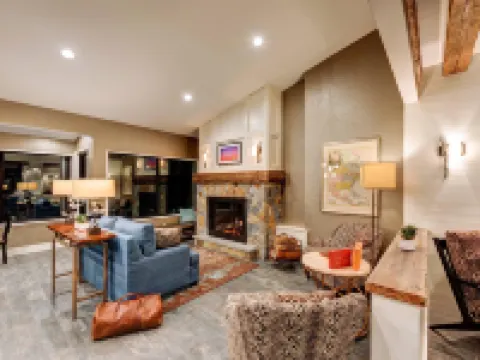 ガリソン ホテル & スイーツ ドーバー-ポーツマス, アン アセンド コレクション ホテル ドーバーのホテル