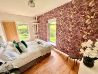 Fox Acre Lodge - Amazing Views Hotels in 