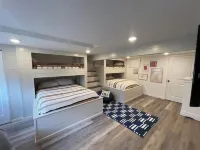 Canadian Lakes, MI - Spacious Private Lake and Beach