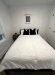 Modern Cozy Duplex with Backyard! - Boutique