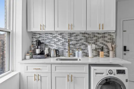 Modern & Spacious | 3BR | Near NYC Отели рядом с достопримечательностью «Запад Нью Йорк Паркс Департмент»