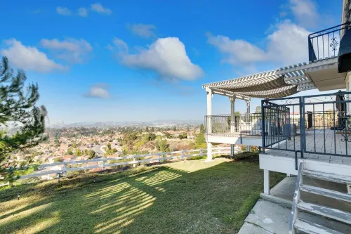 Luxury Spacious 5-bedroom villa in Gated Community at Diamond Bar with AC, WiFi Hotels in Diamond Bar