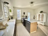 Modern Comfort in the Heart of Cherry Hill 그랜드라피드 호텔