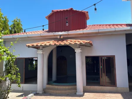Rancho Guadalajara 2BR Beach Retreat w/ AC – Near El Tunco & Punta Roca