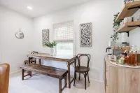 Watkins Glen Luxury Escape on Seneca Wine Trail