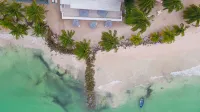 Luxe Private Pool Villa in Porters Place, Exclusive Beach Club Access, Gym & BBQ