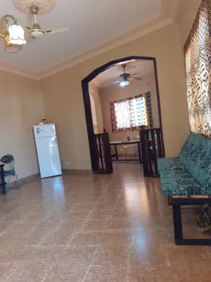 Sunshine villa House Hotels in Brufut