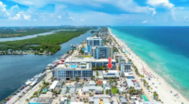 荷里活海灘長廊上的珍珠海濱公寓