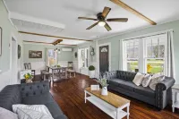 Charming 4 bedroom farmhouse with large backyard for entertaining!