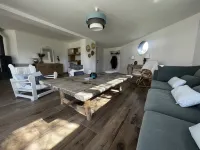 La Villa Case-bi, Profitez en Famille de ce Magnifique Logement Hotels in Saint-Germain-sur-Ay