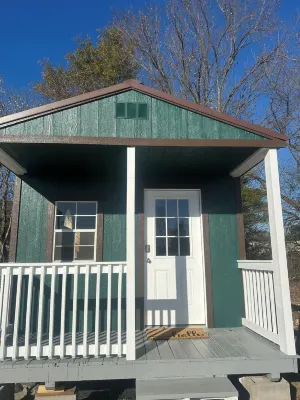 Mallard, Cozy cabin with WiFi and AC in lovely Stevenson. Perfect weekend stay .