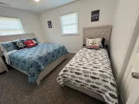 Dockside Dreamz #2 w/beach and dock - Close to Clarksville and Bluestone launch