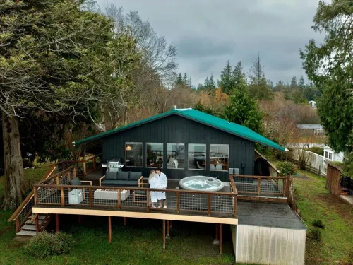 Private Blufftop · Oceanview Hot Tub · Fire Pit - balcón