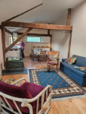 Nature Abounding- Central to 4 beautiful NH lakes!!