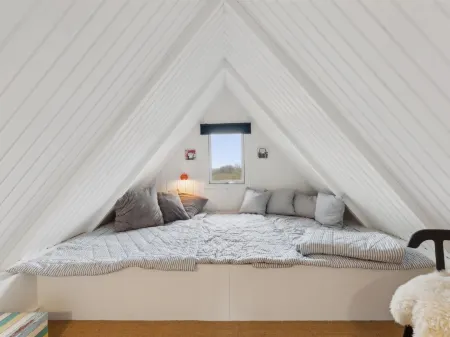 "Svenne" - 1.4km from the sea Отели в г. Tranekaer