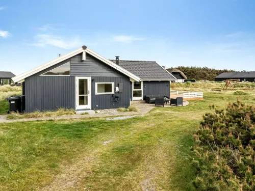 "Filip" - 100m from the Sea Hotels in Harboor