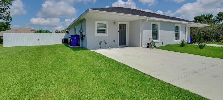 Hot Tub & Fenced Yard: Home in Sebring Ξενοδοχεία στην πόλη Sebring