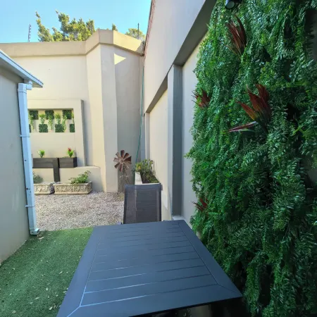Bryanston Palms Accommodation