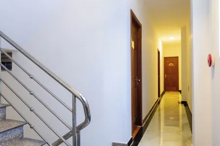 Hoa Cuc Phuong Hotel Di An - Binh Duong Отели в г. Thi xa Di An