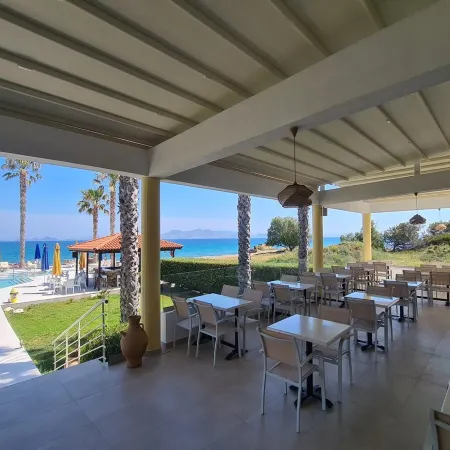 Irina Beach Hotel