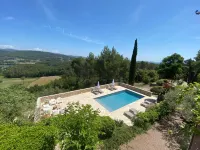 Holiday Home in Flayosc with Pool and Terrace Hoteles en Flayosc