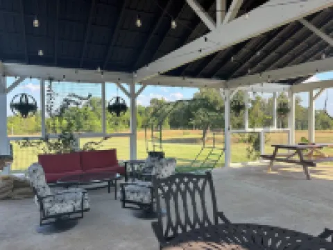 High Point 1912 Charming Farmhouse in Red Rock on Six Acres with 2 Zone AC, WiFi