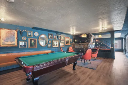 Sessions Retreat & Hotel Отели рядом с достопримечательностью «оз. Биг Бэар»