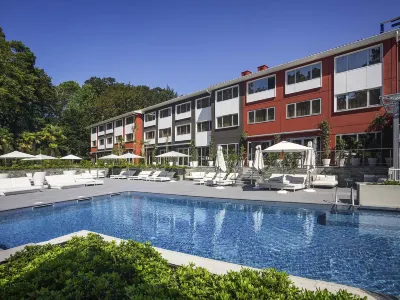 Novotel Resort & Spa Biarritz Anglet Hotels near Terminal 1B of Biarritz Airport