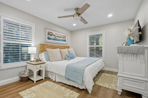 Tropical Paradise, just a short walk to the beach