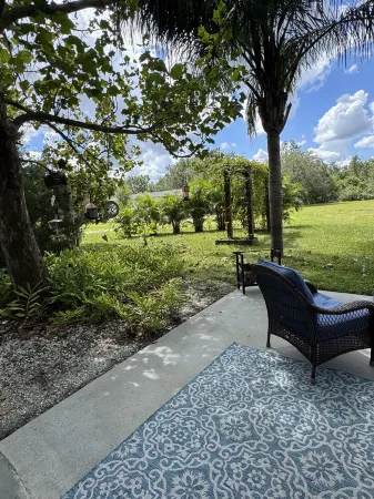 “Glamping”on 10 acres… to Lakewood Ranch and Close to Sarasota Scenes.
