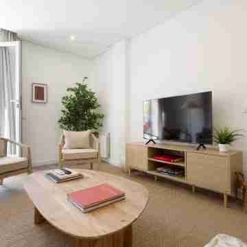 Exclusive 4BD apartment with terrace in central Madrid. Abada Rooms