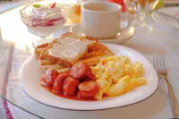 Velinn Pousada Recanto da Natureza - servizio colazione
