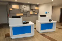 Holiday Inn Express & Suites LOUISVILLE N - JEFFERSONVILLE by IHG