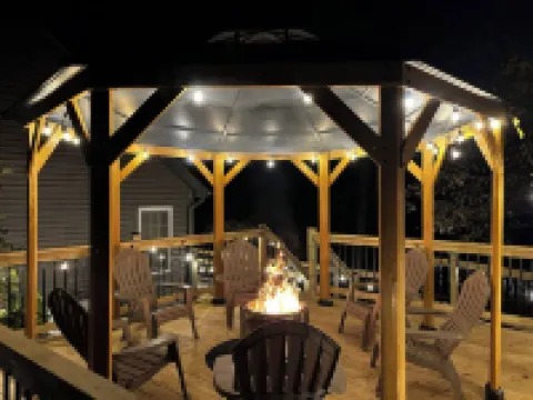 Secluded Mountain View Cabin Near Hocking Hills