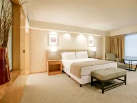 DoubleTree by Hilton Buenos Aires Hotels near Cabildo
