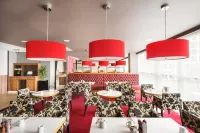 Holiday Inn MANCHESTER - MEDIACITYUK by IHG - breakfast