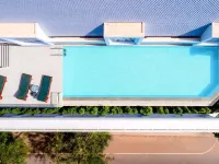 Ibis Styles Siem Reap - Rooftop Pools