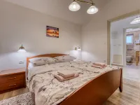 Beni Hotels in Pobri